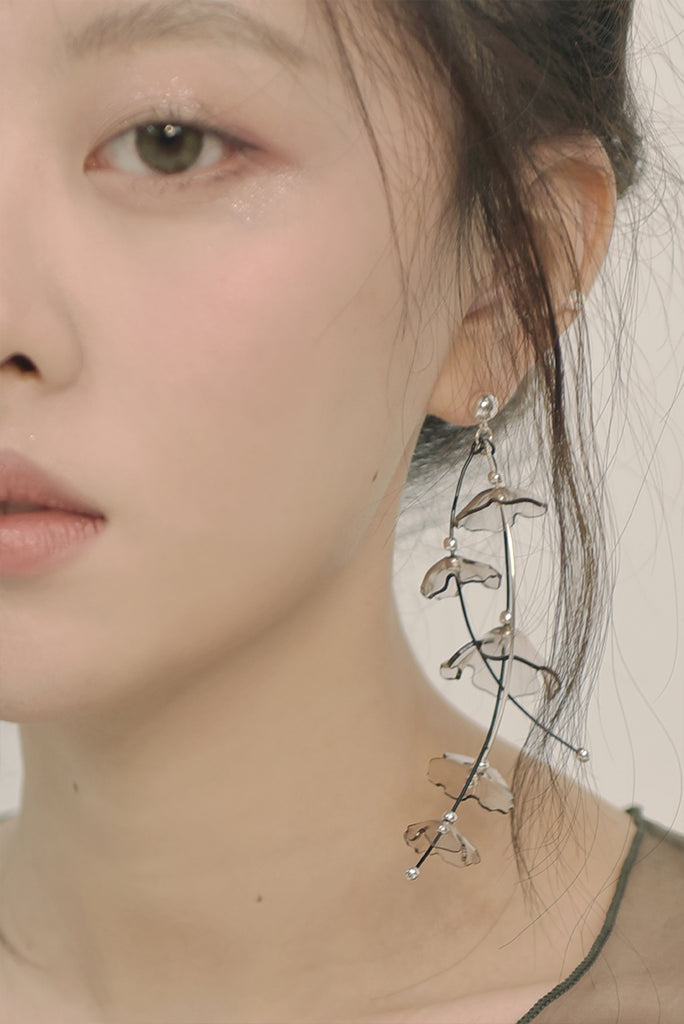 Smoky Bloom Series -Wind Chimes Drop Earring - AHED Project